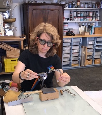 Bettina K. Schneider 