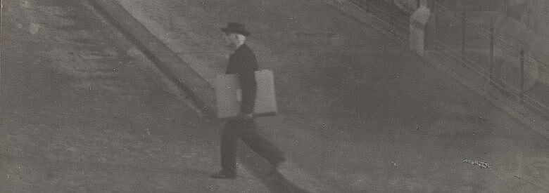 780x275; Jacob Burckhardt vor dem Basler Münster; Staatsarchiv Basel-Stadt, PA 207 4,3; GLA-Ausstellung Kunst des Sehens; Vortrag Lambert Kansy
